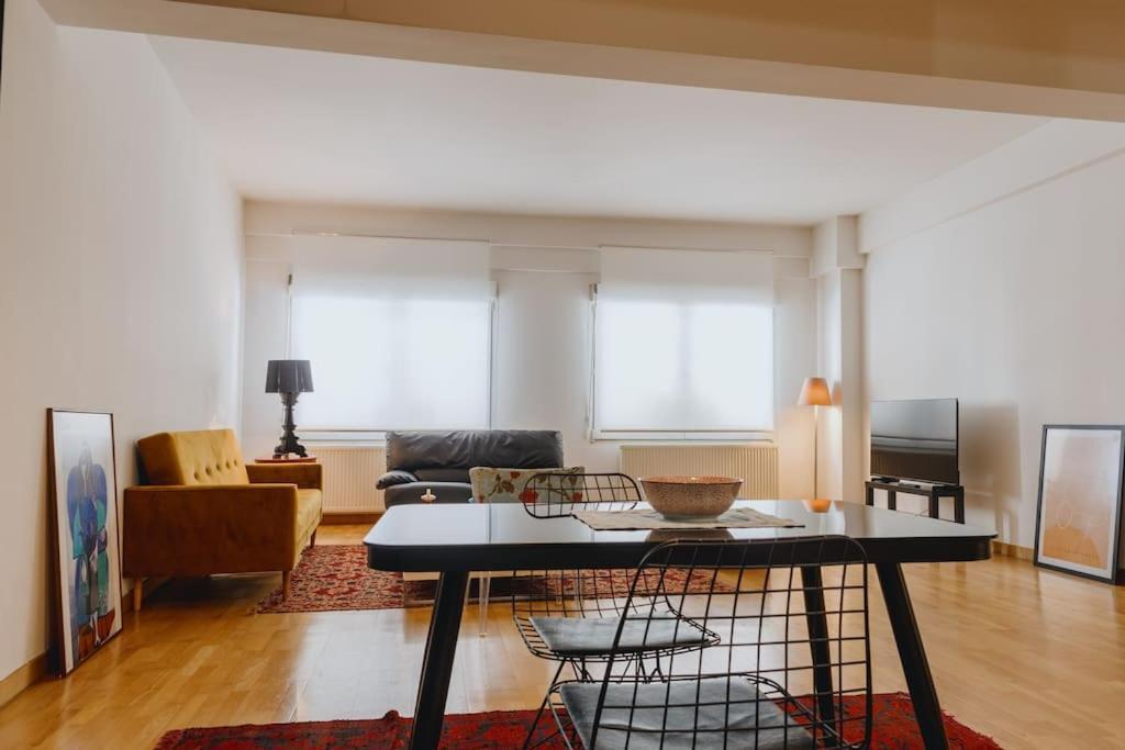 Cosy & Spacious Central Apartment Komotini Exterior foto